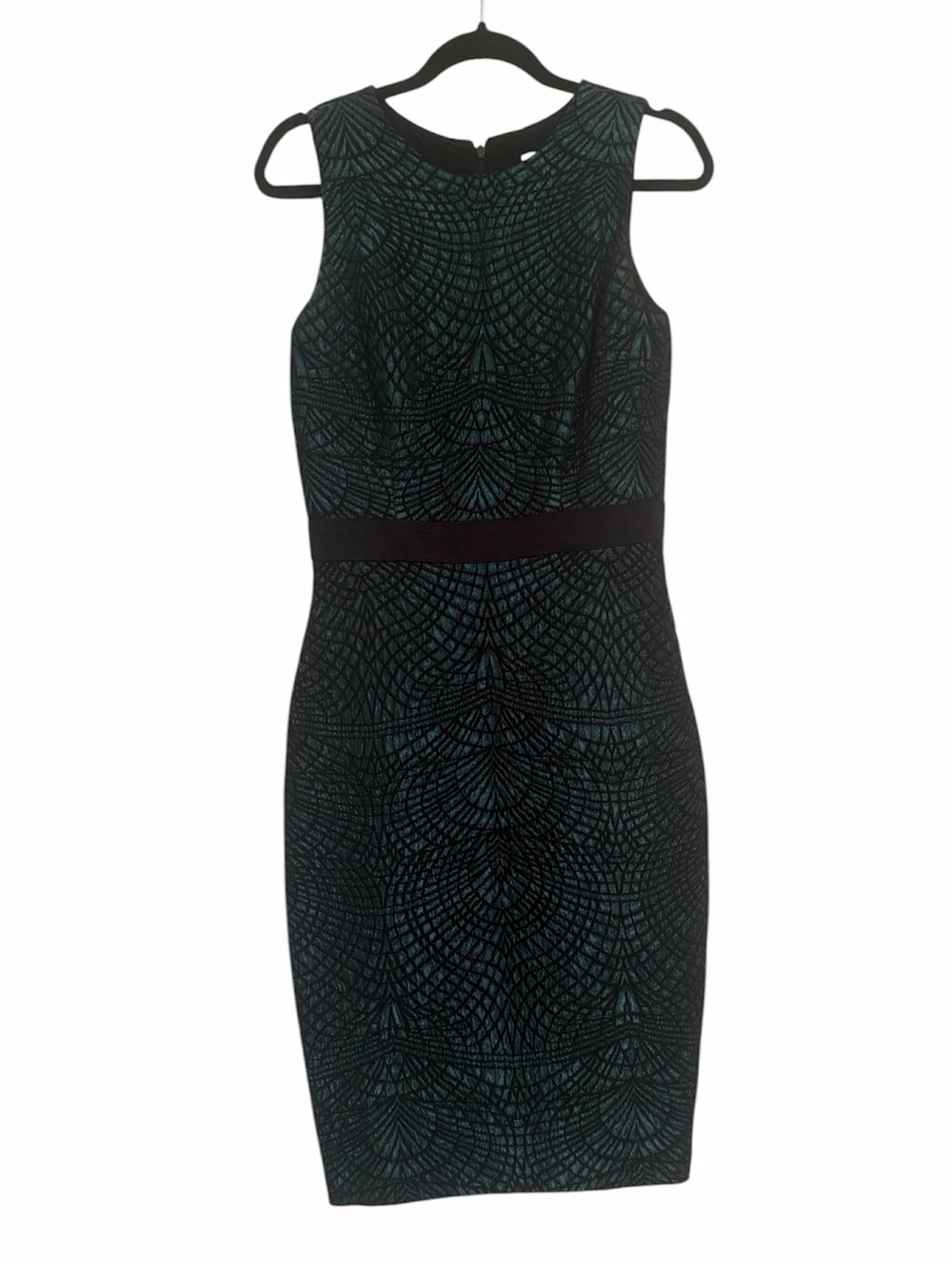 Badgley Mischka Sleeveless Black and Teal Patterned Sheath Dress